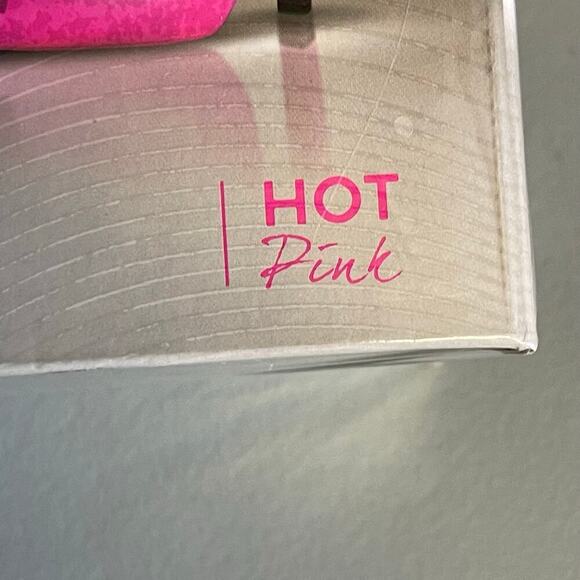 NWT ROYALE CINDERELLA Shoe Holder For Flat Iron Curly Iron Color PINK SEALED - Picture 2 of 4